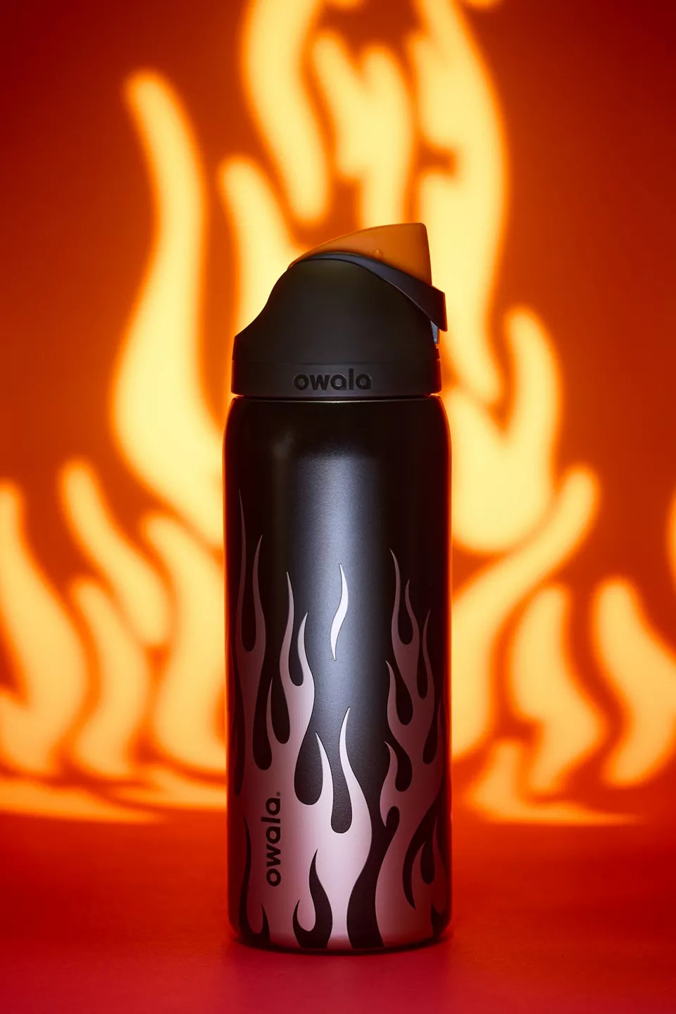 Owala UO Exclusive FreeSip 32 oz Water Bottle